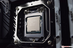 The Intel Core i5-9600K desktop CPU review. Test device courtesy of Caseking.de.
