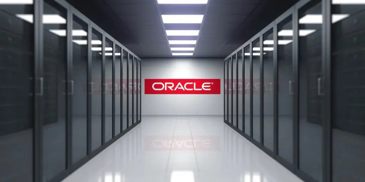 Large scale data centers, such as this one built by Oracle, are expensive but necessary components for AI services. (Image source: Dgtl Infra)