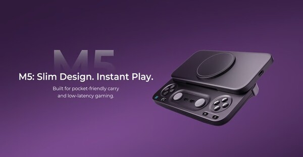 The Abxylute M5 has a slim design and connects via USB-C to a smartphone.