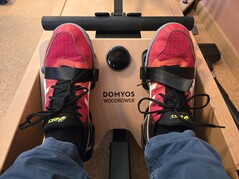 Training is better with shoes, which can be securely fixed.