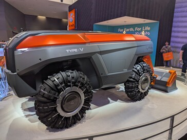 Robo mower on a massive scale (Image Source: Stephen Pereyra)