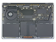 MBP 13 2020 Entry Intel (Source: iFixit)