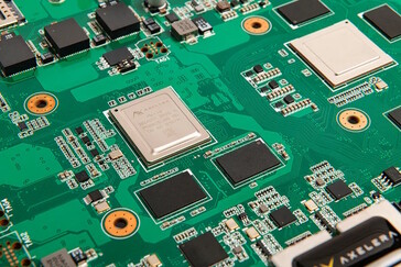 An SoC and NPU are onboard (Image source: Axelera)