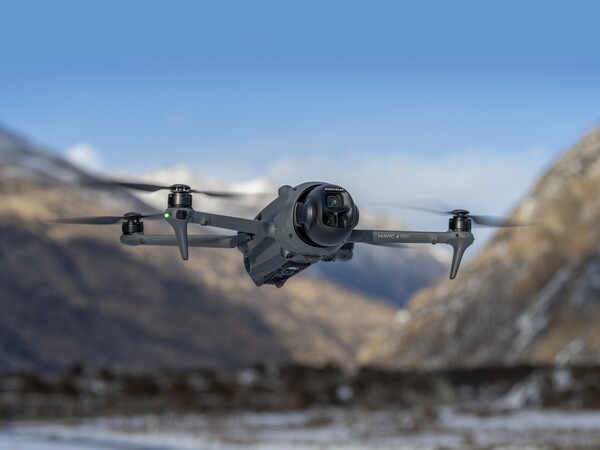 The DJI Mavic 4 Pro has triple cameras like the previous generation. (Image source: DJI)