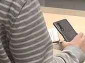 A live image now linked to the Find X2. (Source: Twitter)