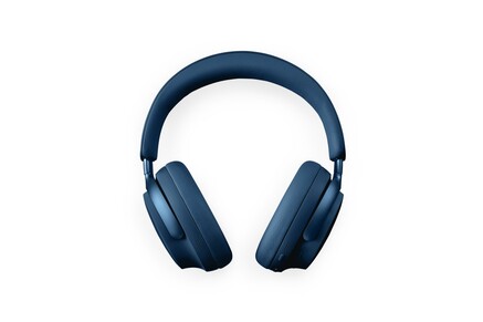 Bose QuietComfort Ultra Headphones - Lunar Blue. (Image source: @MysteryLupin)