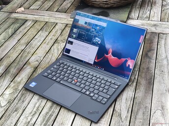 Lenovo ThinkPad X1 Carbon Gen 13 laptop shown outdoors (Image source: Benjamin Herzig)