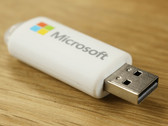 Microsoft to deploy Windows 10 on USB flash drives