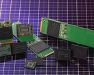 SK Hynix 96-layer 512 Gb 4D NAND chips (Source: SK Hynix)