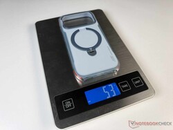 The Torras Ostand Q3 Air Pro iPhone case weighs about 53 g.