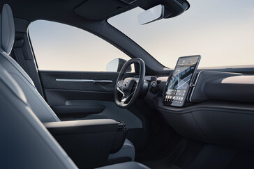 The large centre display is adjustable and runs on Android Automotive. (Image source: Volvo)