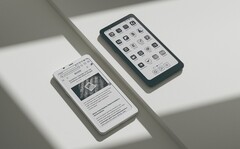 The BOOX Palma 2 is available in two colors. (Image source: BOOX)