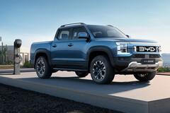 The new BYD Shark plug-in hybrid pickup combines a 2.5-ton towing capacity with the comfort of a modern SUV.