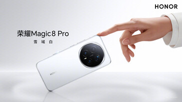 The Magic 8 Pro in a white colorway (Image source: Honor)