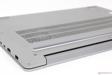 More ventilation grilles than on the 14-inch IdeaPad Pro 5 14 variant