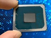 Intel plans to position the top DG2 GPU SKUs between Nvidia's RTX 3070 and RTX 3080. (Image Source: Hexus)