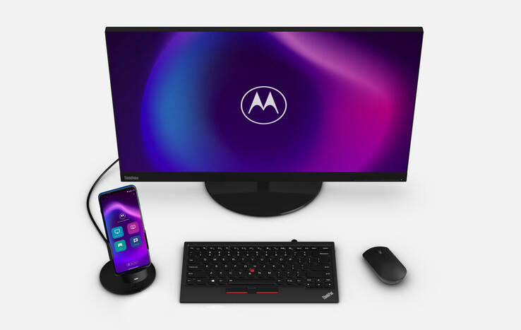 The Motorola G100 and its desktop mode. (Image source: Motorola)