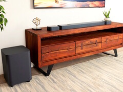 Amazon has given the JBL Bar 700 620-watt soundbar a substantial $300 savings off its MSRP. (Image source: JBL)