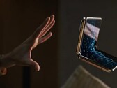 Grab yourself a foldable. Or not... (Source: OPPO)