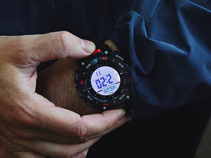 Tough Solar charging keeps the PRG340 powered using sunlight or indoor light.