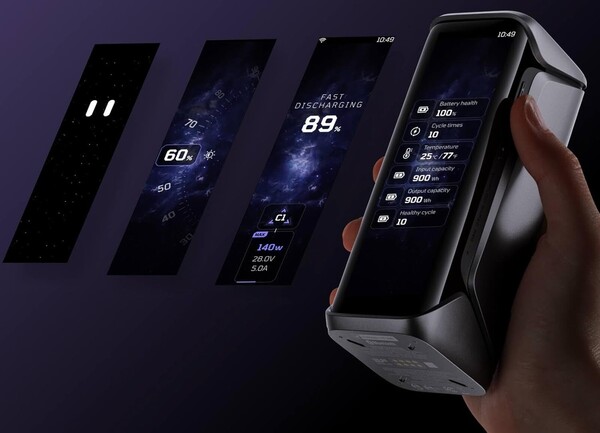 The 3.9-inch screen of the Rapid Pro X can display charging information, custom text and images, and animation. (Image source: EcoFlow)