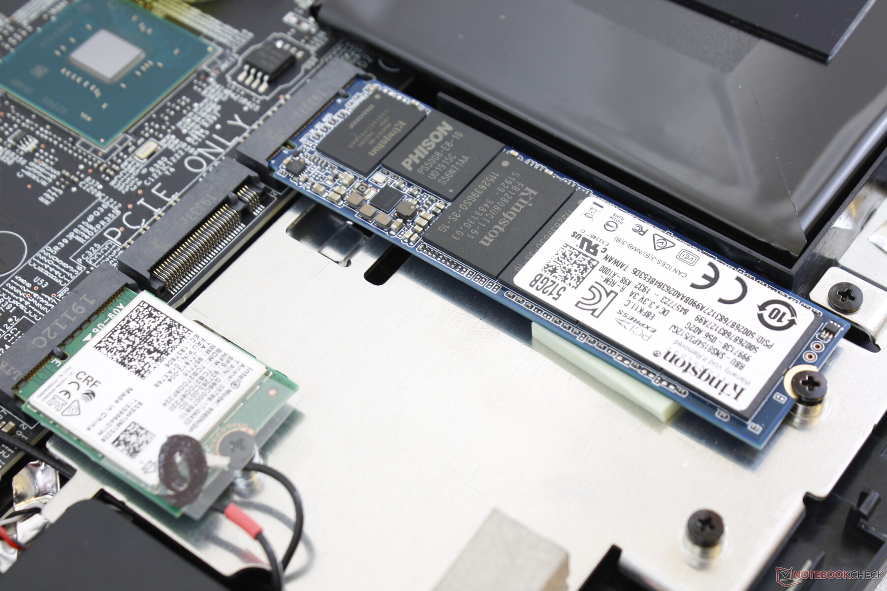 Сд для ноутбука. Kingston rbusns8154p. MSI SSD m2. MSI слот m.2 SSD. SSD m2 Ризер.