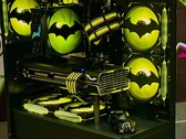 The bat build in yellow (Image Source: int3rt3ch on eBay)