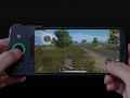 Xiaomi Black Shark and game controller