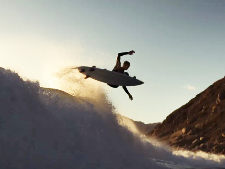 A brighter version of Garmin's 'Play Harder' teaser.