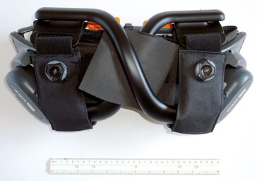 Folded. (Image source: Notebookcheck)