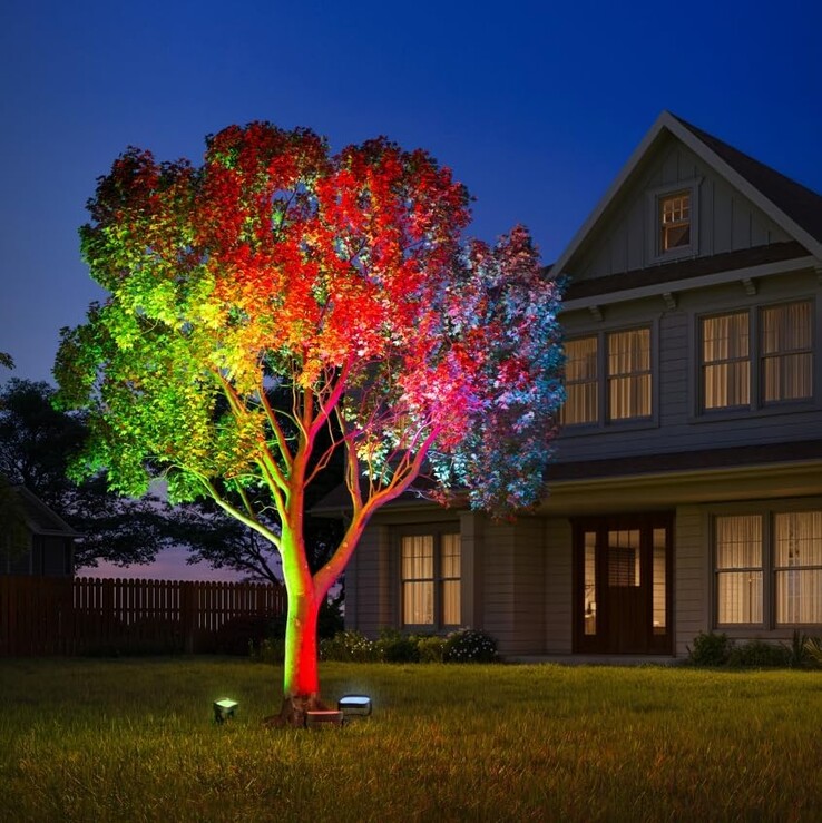 The Govee Outdoor Tree Lights. (Image source: Amazon)