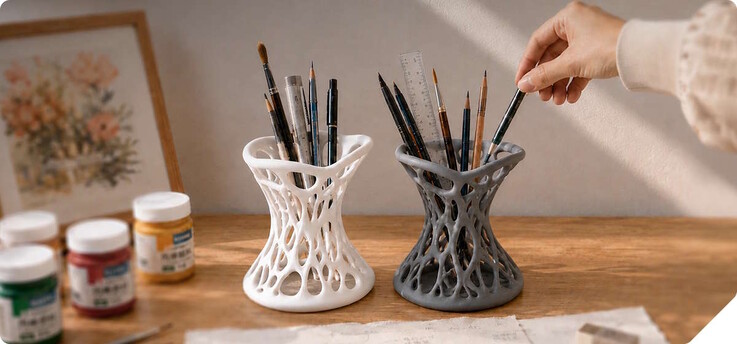 The installation space is limited, but it should be sufficient for a pen holder