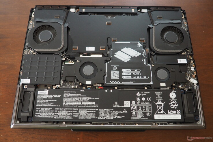 Lenovo Legion 9 18
