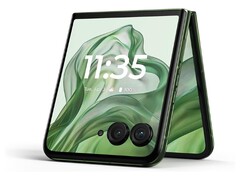 The Motorola Razr+ 2024 has a 165Hz display cover display. (Image source: Motorola)
