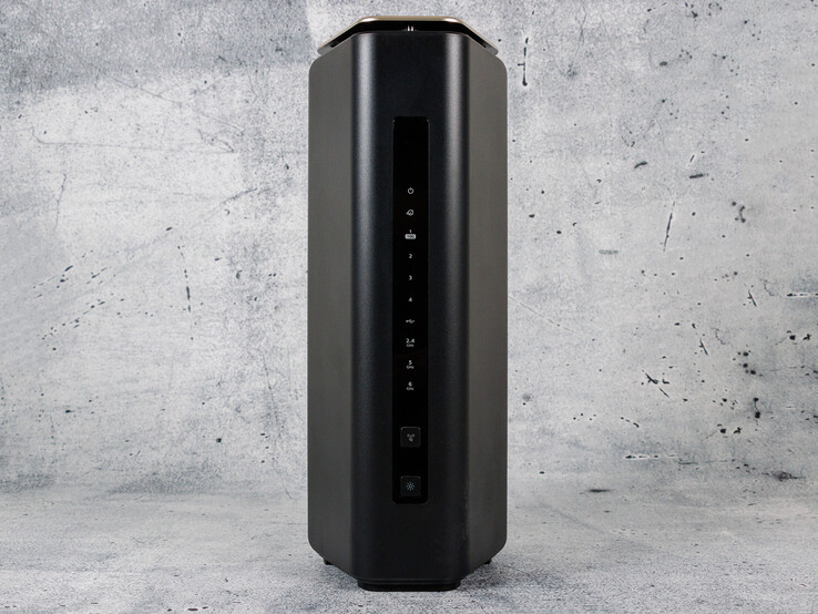 Front (Image source: Daniel Schmidt)