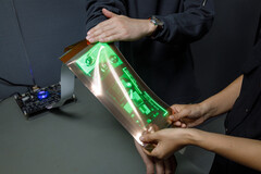 LG Display does expect companies to use its Stretchable display for smartphones. (Image source: LG Display)