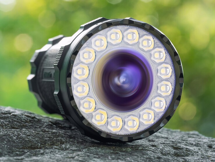 The Olight Marauder 3 has a central spotlight with an aspheric lens and a ring of LEDs for its floodlight.