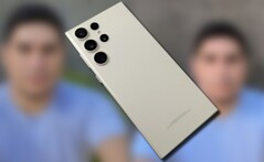 The Samsung Galaxy S23 Ultra's selfie camera was tested against a Google Pixel 7 Pro. (Image source: @edwards_uh - edited)