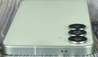Top case side (microphone)