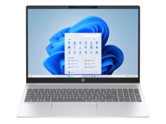 HP's OmniBook 5 AI 16, here in the Glacier Silver colorway, ships with a FHD IR webcam (Image source: HP)