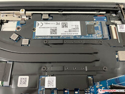 The M.2-2280 SSD can be replaced.