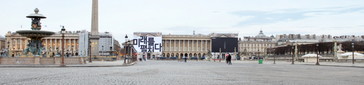 Samsung's Galaxy UNPACKED billboards at Place de la Concorde in Paris