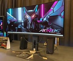 The Gigabyte AORUS MO34WQC is one of the monitors rumoured to feature Samsung Display&#039;s new 34-inch QD-OLED panel. (Image source: TFTCentral)