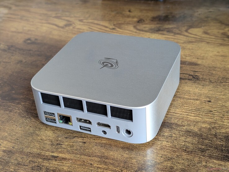 Rear: 2x USB-A 3.2 Gen. 2 (10 Gbps), RJ-45 (2.5 Gbps), DisplayPort 1.4, USB-A 2.0, HDMI 2.1, 3.5 mm headset, USB-C 10 Gbps w/ DisplayPort + Power Delivery, AC adapter