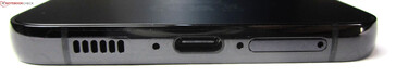 Bottom: speaker, microphone, USB-C 3.2 Gen.1, Dual SIM