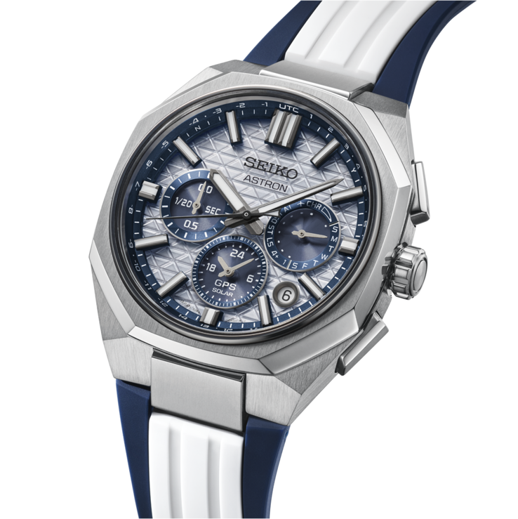The HAB004 ships with both a titanium bracelet and an exclusive blue-and-white silicone strap.