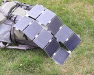 Photonera: Powerbank with integrated solar cell. (Image source: Photonera)
