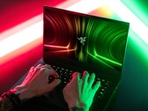 Razer is going red: Blade 14 is back from the dead with 100 W TGP GeForce RTX 3080 graphics and a 7 nm AMD Ryzen 9 5900HX Zen 3 CPU (Source: Razer)
