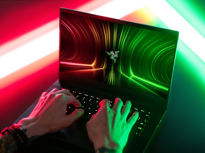 な*こ様 Razerblade14 rtx3080 csm_Razer_Blade_14_891b742e45.jpg