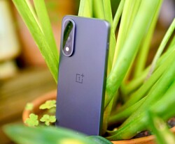 The Nord 5 is a good mid-range phone (Image source: Florian Schmitt)